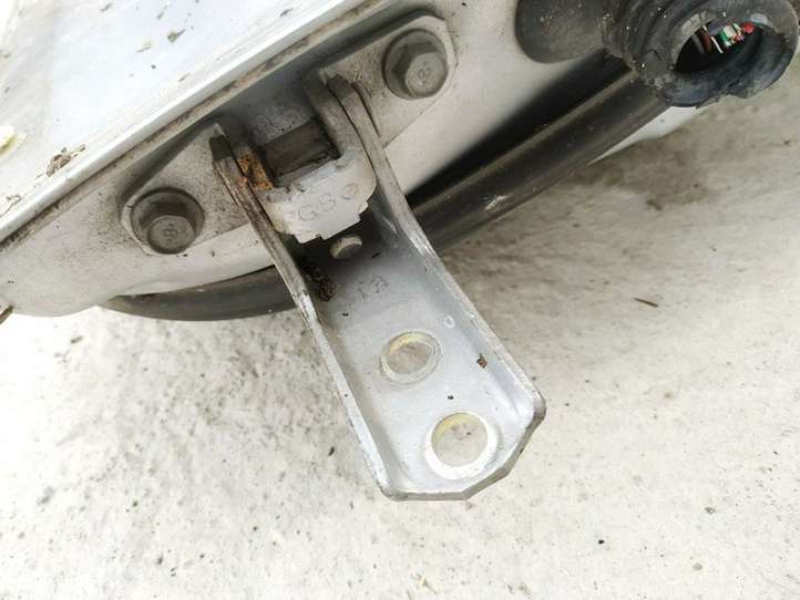 Mitsubishi Outlander (2001 - 2007)   Верхняя петля передней двери