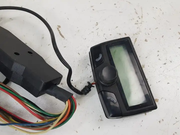 Toyota Avensis T250 (2006 - 2009) Комплект громкой связи (Hands Free) — фото 3