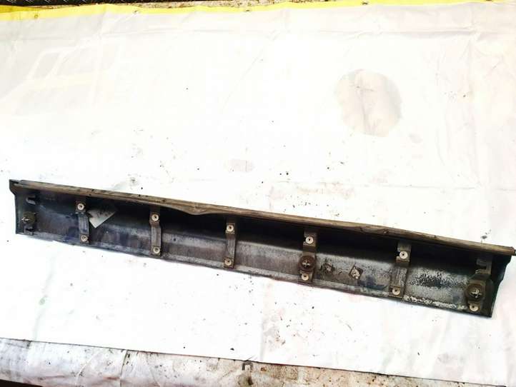 Land Rover Range Rover Sport (2005 - 2009)   Отделка (молдинг) передней двери