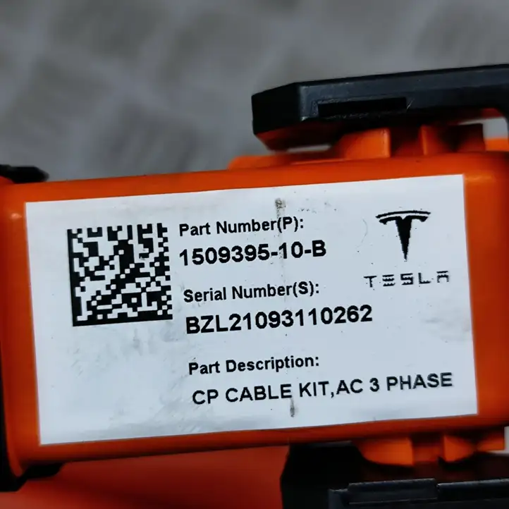 Tesla Model 3 (2017 - 2023) 149037429C Кабель для зарядки электромобилей — фото 2