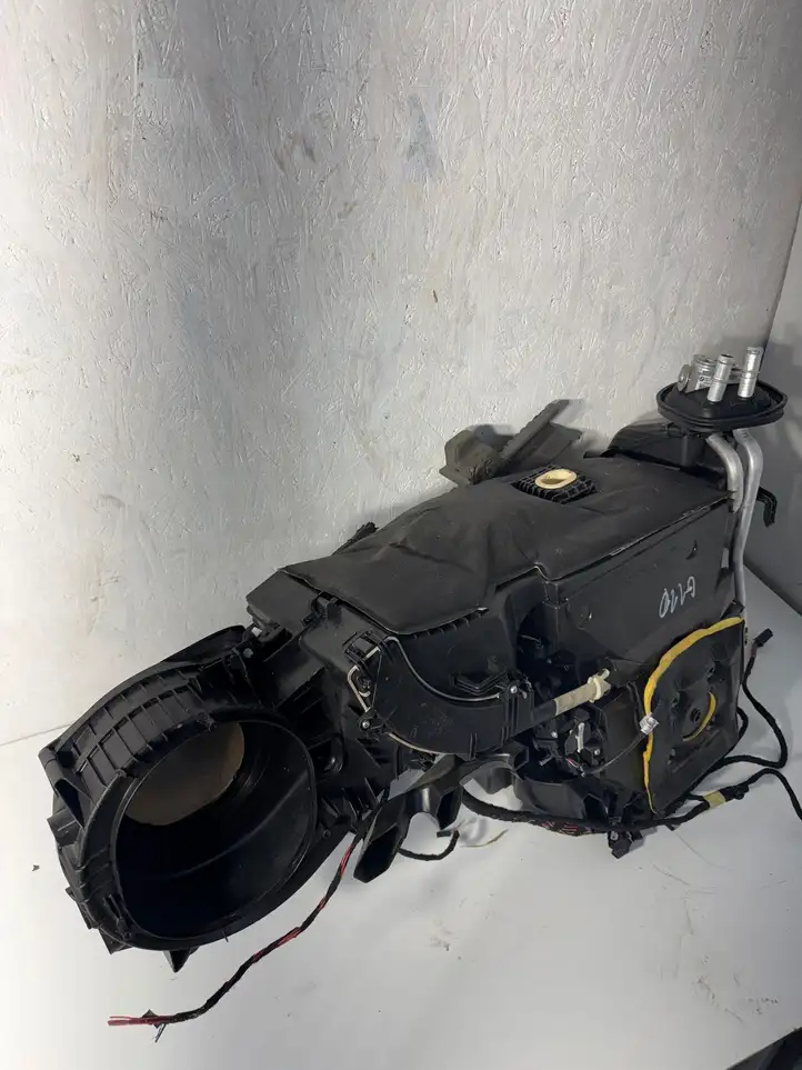 BMW 1 F20 F21 (2011 - 2019) T95533507 Шланги радиатора печки — фото 9