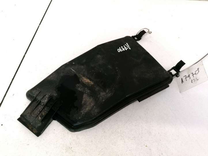 Mercedes-Benz C W203 (2000 - 2007)  2035450203 Крышка ящика предохранителей
