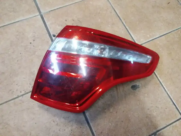 Citroen C4 I Picasso (2006 - 2013) 9653547480 Задний фонарь в кузове — фото 1