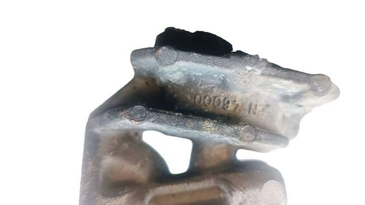 Mazda 3 (2003 - 2006)  48000 Клапан EGR