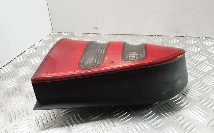Mercedes-Benz A W168 (1997 - 2004) 1688202964L Задний фонарь в кузове — фото 4
