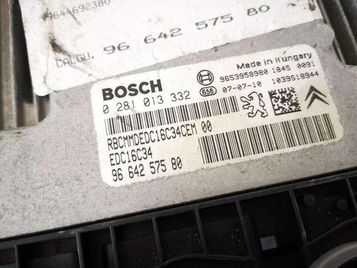 Citroen C4 (2004 - 2008)  9664257580 Блок управления двигателя