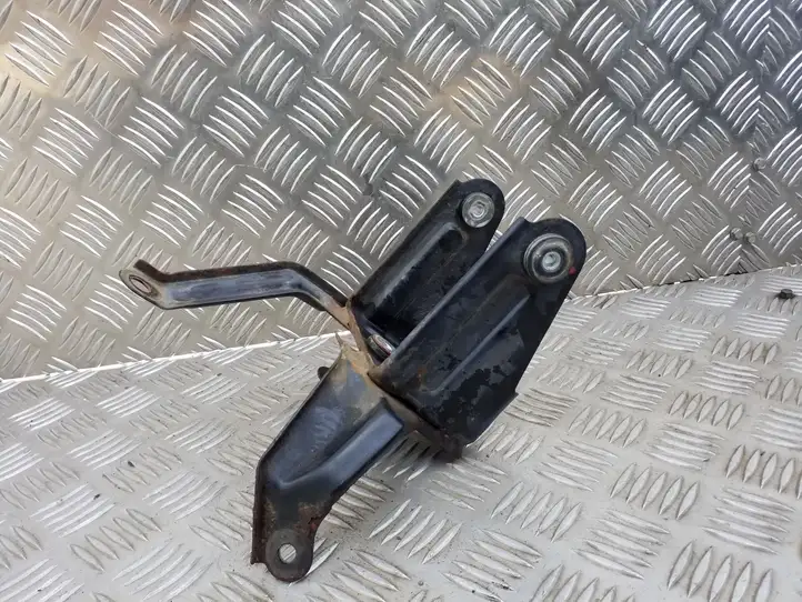Toyota Corolla Verso AR10 (2004 - 2009) Кронштейн блока ABS — фото 1