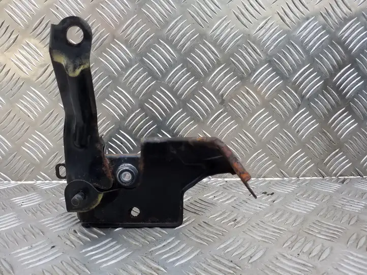 Toyota Corolla Verso AR10 (2004 - 2009) Кронштейн блока ABS — фото 2