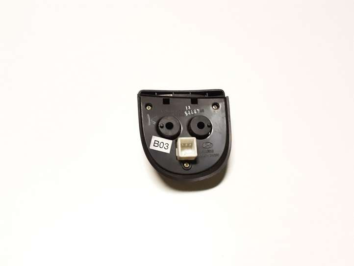 Hyundai Santa Fe (2000 - 2005)  9671026000 Кнопки рулевого колеса