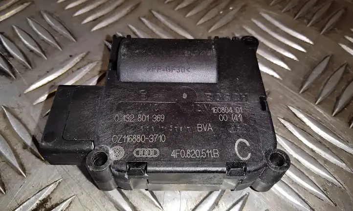 Audi A8 S8 D3 4E (2005 - 2007) 4F0820511B Двигатель задвижки потока воздуха — фото 3