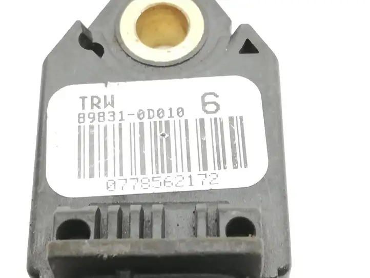 Toyota Yaris (2005 - 2009) 898310D010 Датчик удара SRS — фото 2