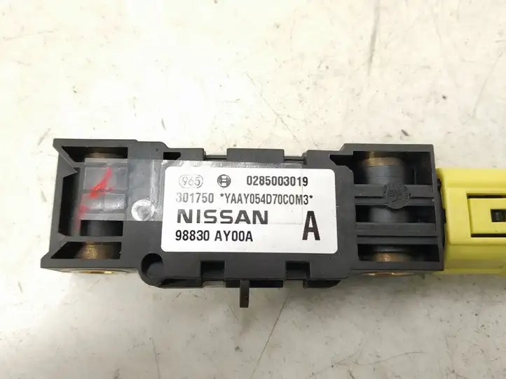 Nissan Primera (2001 - 2008) Датчик удара SRS — фото 2