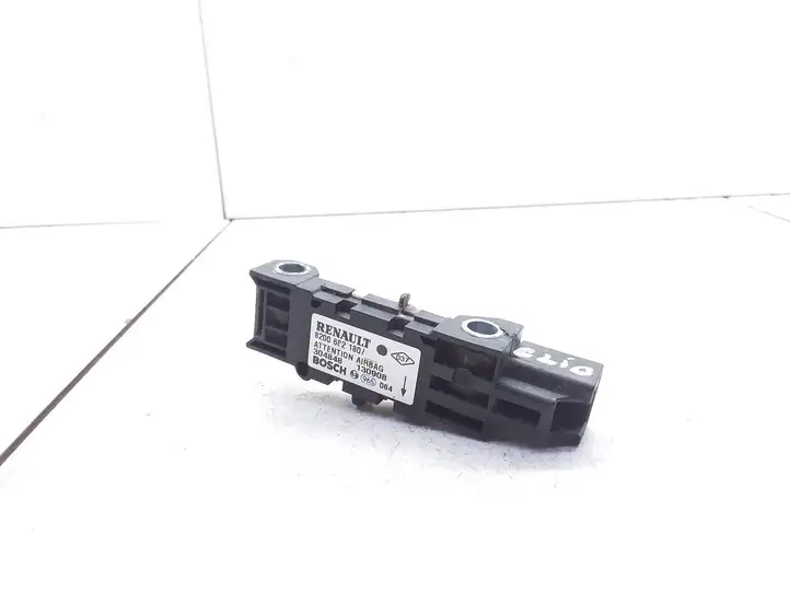 Renault Clio II (2001 - 2005) 8200682180 Датчик удара SRS — фото 1