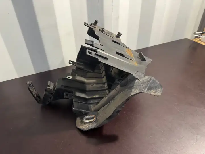 Dodge Durango (2013 - ) 68318605AA Кронштейн ЭБУ двигателя — фото 6