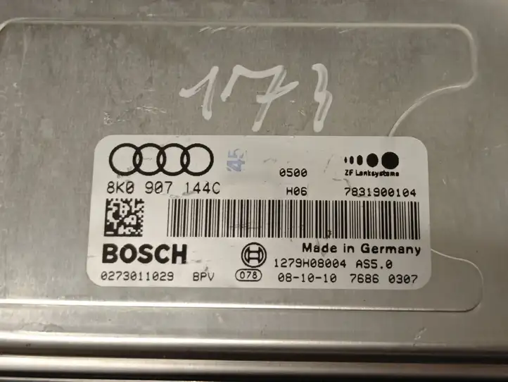 Audi A4 S4 B8 8K (2007 - 2011) 8K0907144C Блок управления усилителем руля — фото 4
