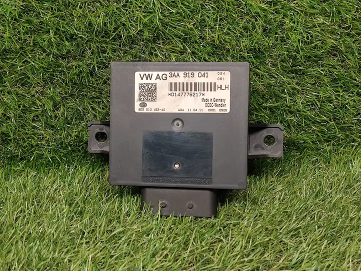 Volkswagen PASSAT B7 (2011 - 2014)  3AA919041 Преобразователь напряжения / обменный модуль