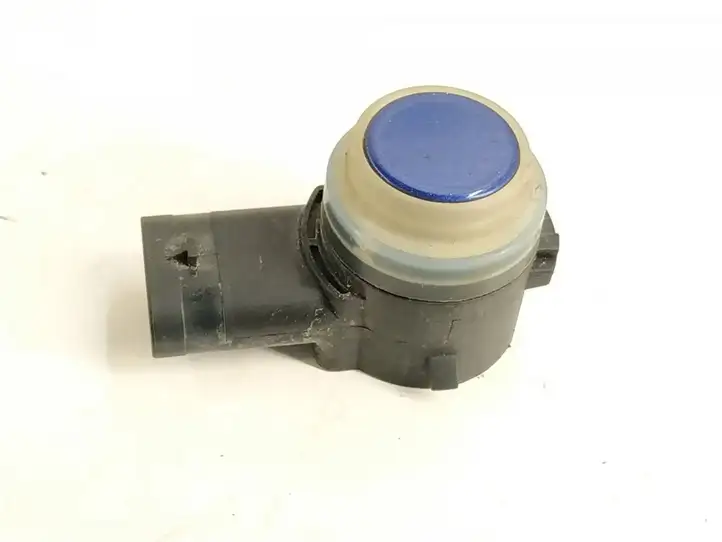 Mercedes-Benz C W205 (2014 - 2021)   Датчик (датчики) парковки