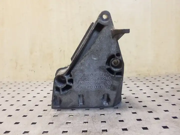 Volkswagen Polo V 6R (2009 - 2015) 03L199207A Кронштейн двигателя — фото 1