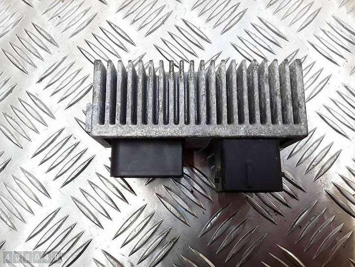 Nissan Qashqai (2010 - 2013)  8200558438A Реле подогрева свеч