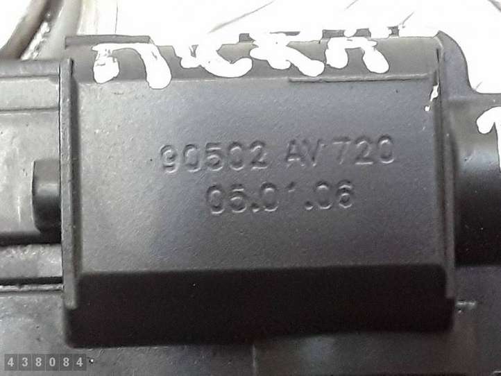 Nissan Micra (2003 - 2007)  90502AV720 Замок задней крышки