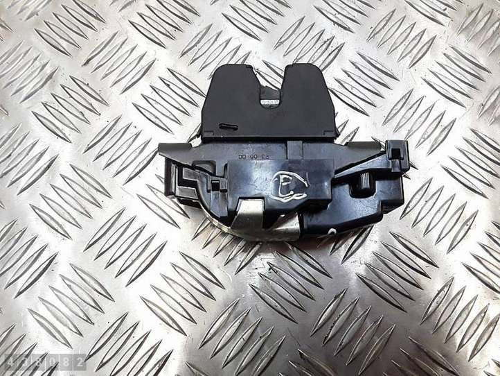 Peugeot 308 (2007 - 2013)  9660403980 Замок задней крышки