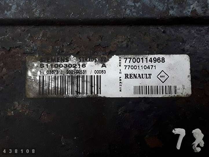 Renault Laguna (1993 - 2001)  770011471 Блок управления двигателя