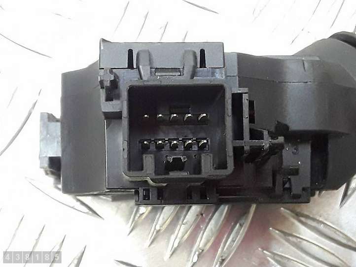 Ford Fiesta (2009 - 2012)  8A6T17A553AC Ручка стеклоочистителей
