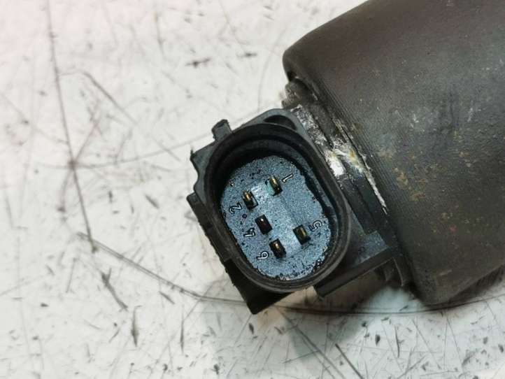 Renault Trafic II (X83) (2002 - 2014)  7700107471 Клапан EGR