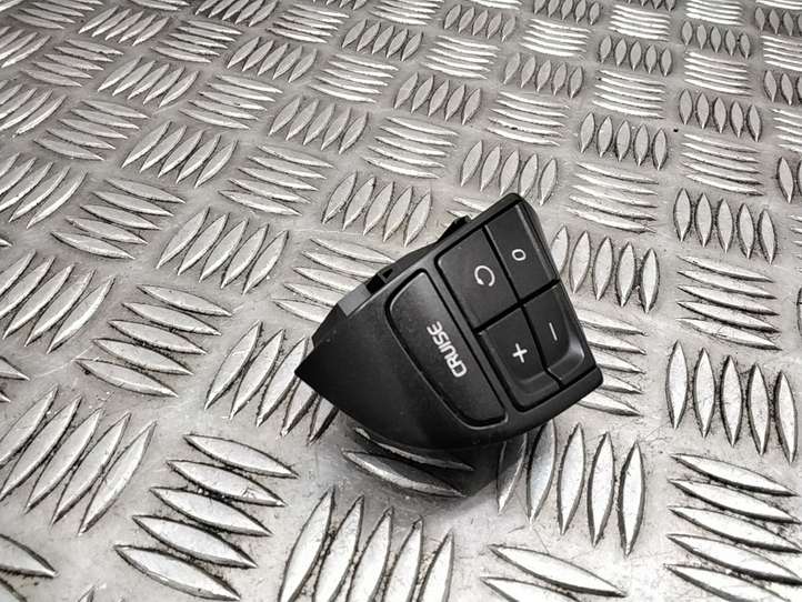 Volvo V70 (2013 - 2016)  31334456 Кнопки рулевого колеса