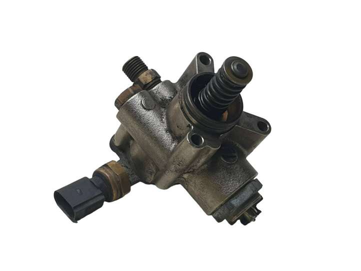 Audi A4 (2004 - 2009)  06F127025H Топливный насос