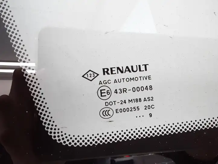 Renault Megane III (2009 - 2016) 43R00048 Заднее боковое стекло — фото 2