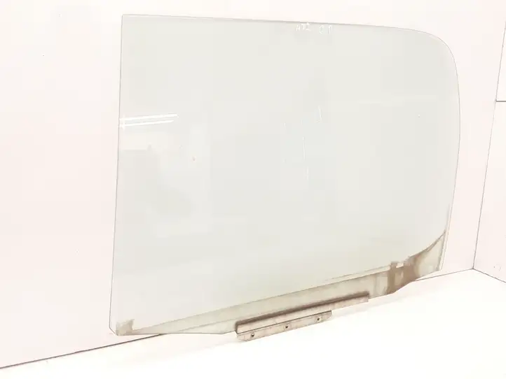 Toyota Yaris Verso (1999 - 2005) 43R005834 Стекло задней двери — фото 2