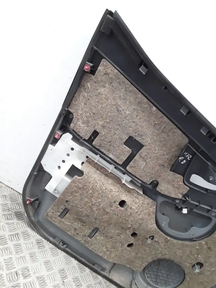 Toyota Yaris Verso (1999 - 2005) D761115000 Обшивка передней двери — фото 7