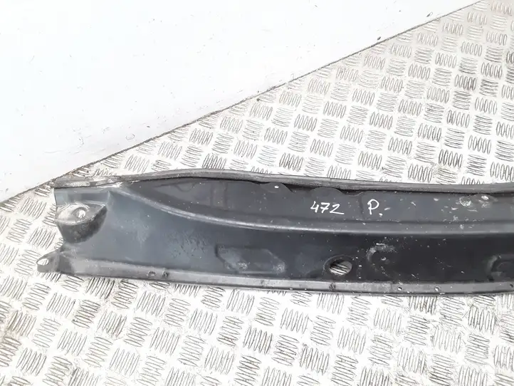 Toyota Yaris Verso (1999 - 2005) Жабо стеклоочистителей — фото 3