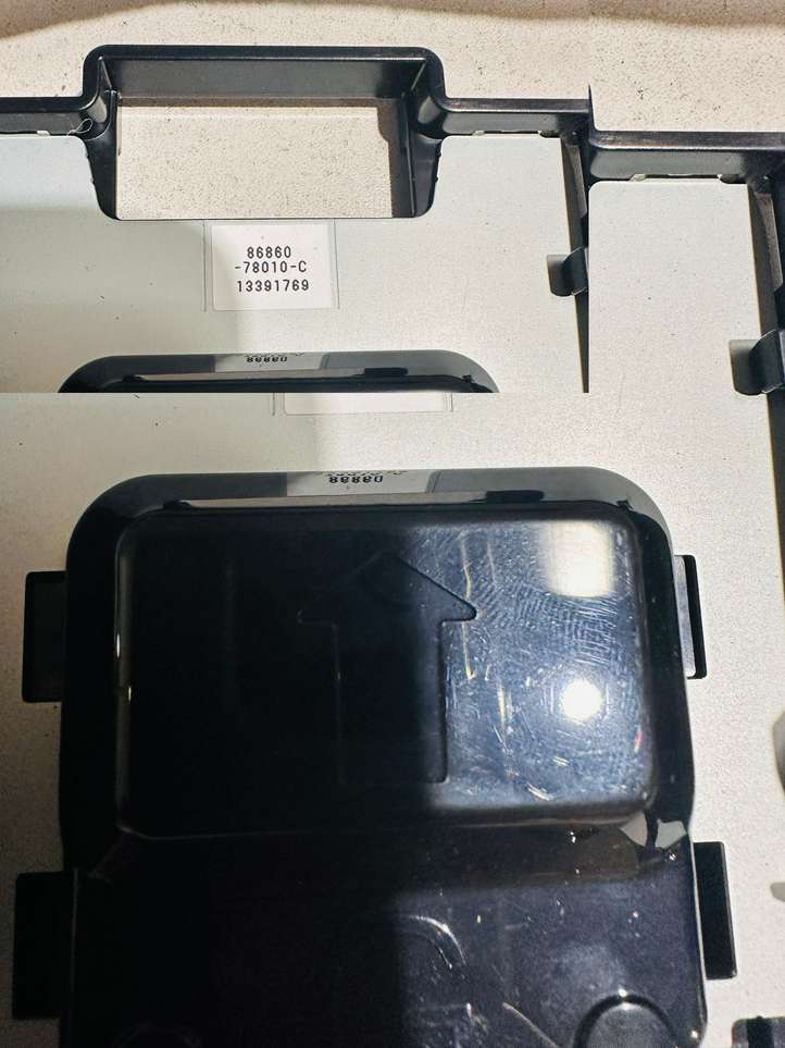 Lexus UX 300e (2020 - )  8610176850 Антенна (антенна GPS)