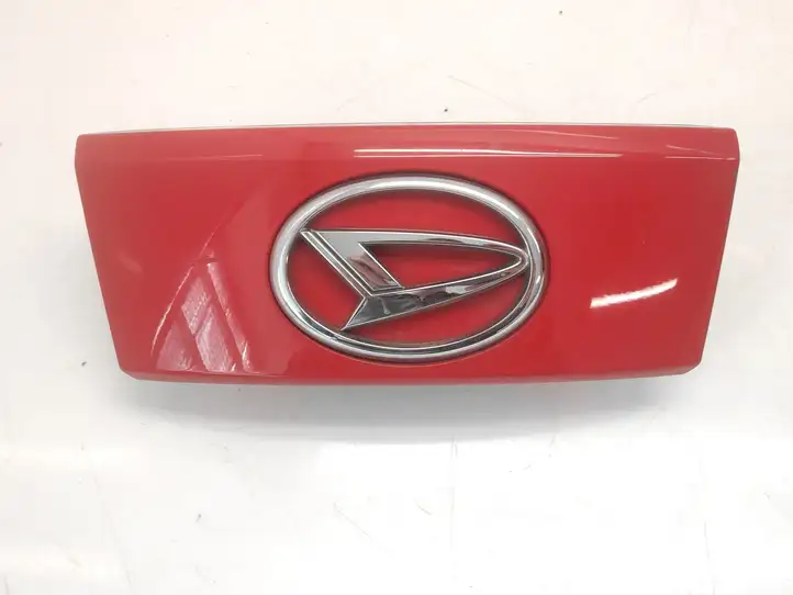 Daihatsu Sirion (2005 - 2007) 69250B1050 Ручка крышки багажника — фото 1