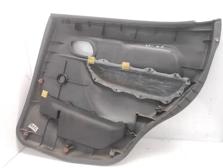 Suzuki Ignis (2000 - 2003) 8374175G Обшивка задней двери — фото 6