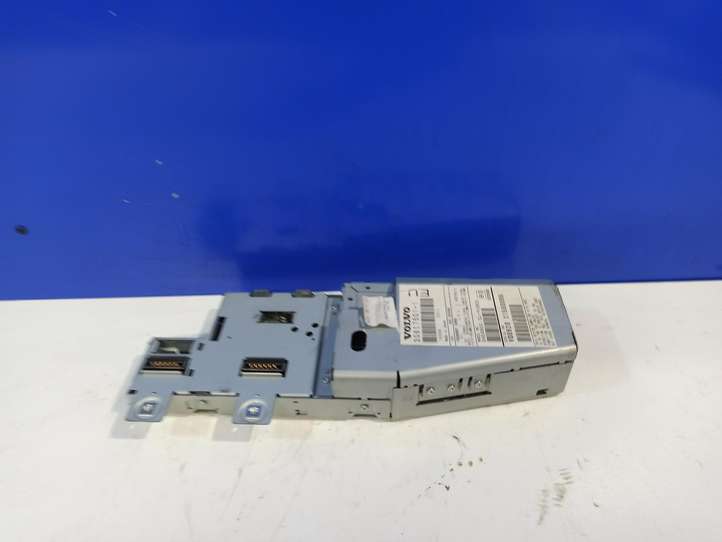 Volvo XC90 (2002 - 2006)  30657501 Антенна (антенна GPS)