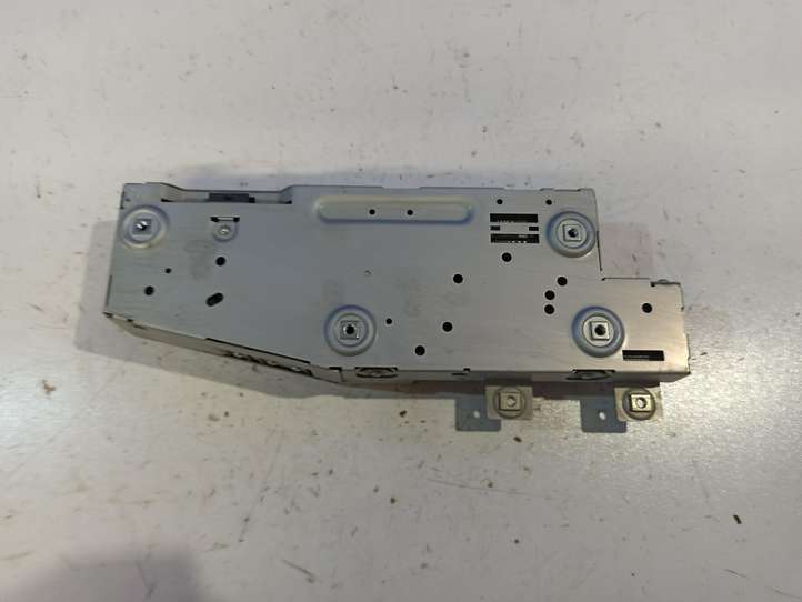 Volvo XC90 (2002 - 2006)  30657501 Антенна (антенна GPS)