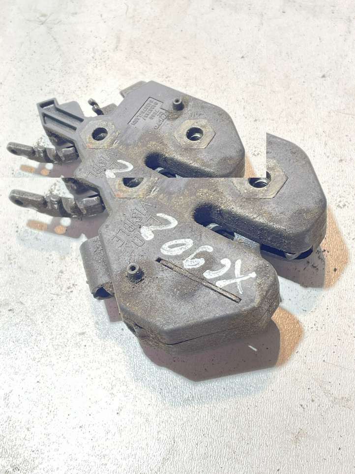 Volvo XC90 (2006 - 2014)  9483765 Замок капота