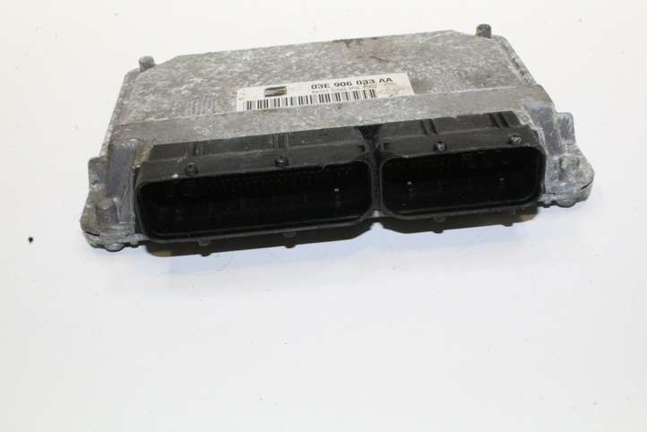 Seat Ibiza III (6L) (2002 - 2008)  03E906033AA Блок управления двигателя