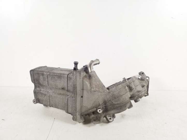 Mercedes-Benz C W204 (2007 - 2014)  A6461401075 Охладитель EGR