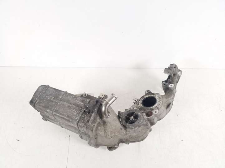 Mercedes-Benz C W204 (2007 - 2014)  A6461401075 Охладитель EGR