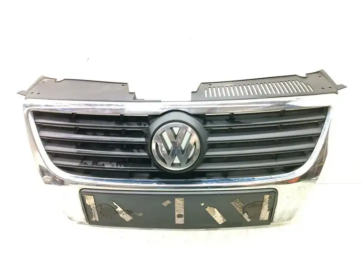 Volkswagen PASSAT B6 (2005 - 2010) 3C0853651AD Верхняя решетка радиатора — фото 1
