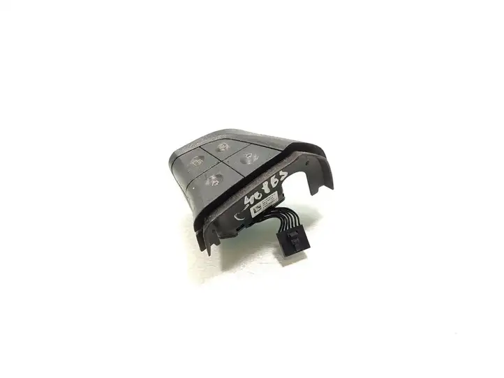 Mercedes-Benz ML W164 (2005 - 2011) A1648207910 Кнопки на рулевом колесе — фото 2