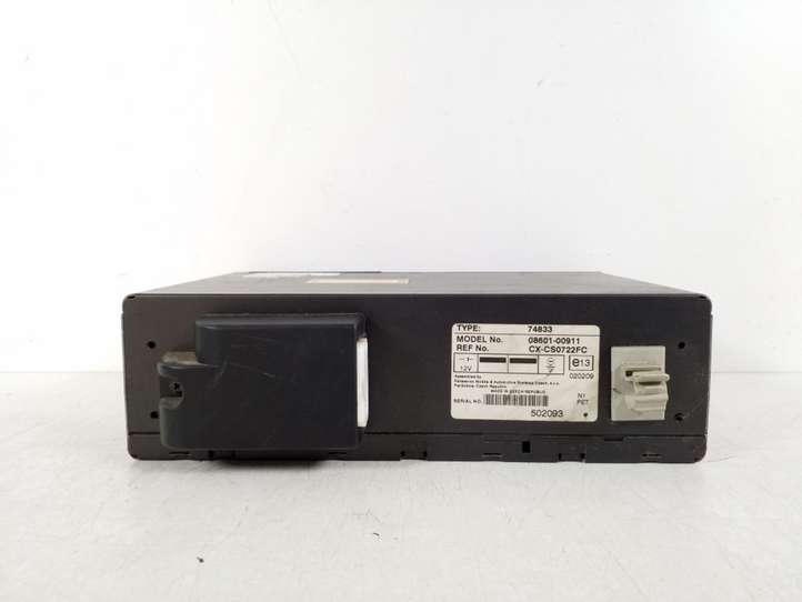Toyota Corolla E120 E130 (2000 - 2004)  08601-00911 CD/DVD чейнджер