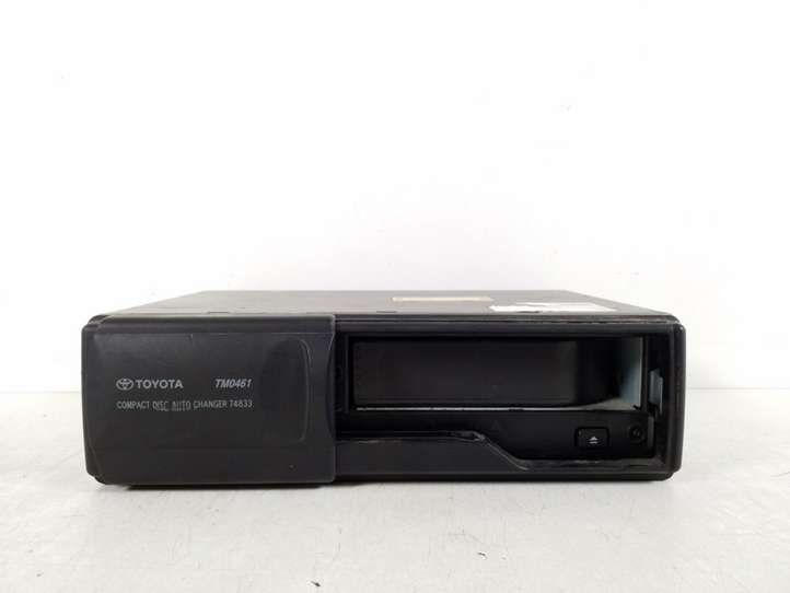 Toyota Corolla E120 E130 (2000 - 2004)  08601-00911 CD/DVD чейнджер