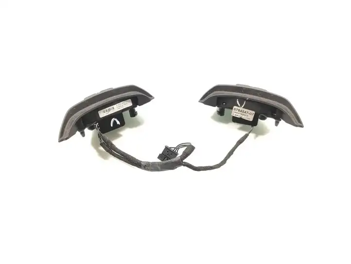 BMW 3 E90 E91 (2005 - 2012) 6764547 Кнопки на рулевом колесе — фото 2