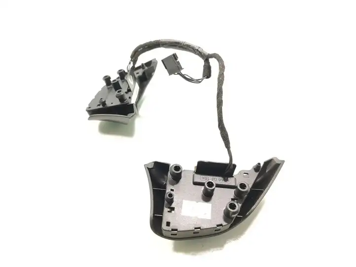 BMW 3 E90 E91 (2005 - 2012) 6764547 Кнопки на рулевом колесе — фото 4