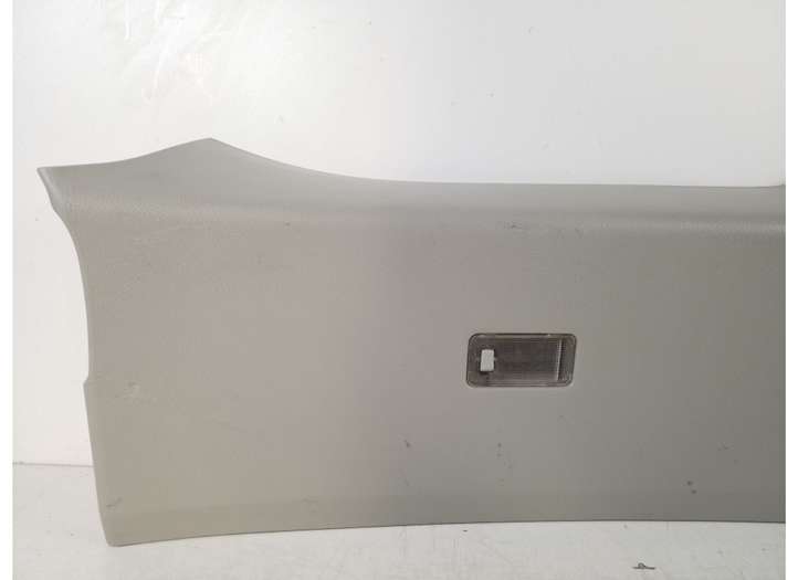 Lexus RX 350 (2008 - 2012)  64790-48031 Обшивка крышки багажника